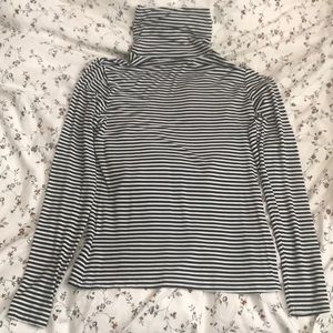 Black and White stripe Turtleneck